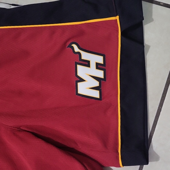 Miami heat basketball shorts - Picture 3 of 7